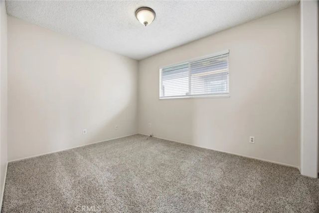 909 Dwina Avenue, Bakersfield, CA 93308