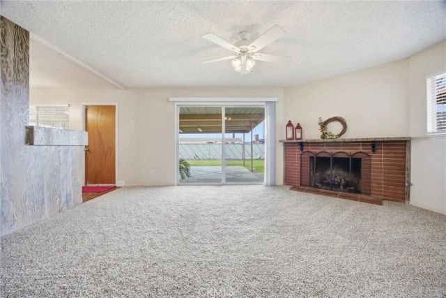 909 Dwina Avenue, Bakersfield, CA 93308