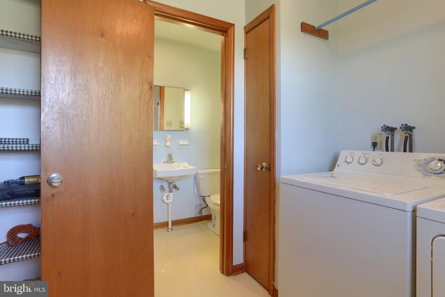 139 LAWN RD, Palmyra, PA 17078