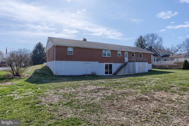 139 LAWN RD, Palmyra, PA 17078