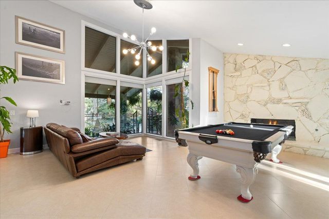 2901 California Ave, Carmichael, CA 95608