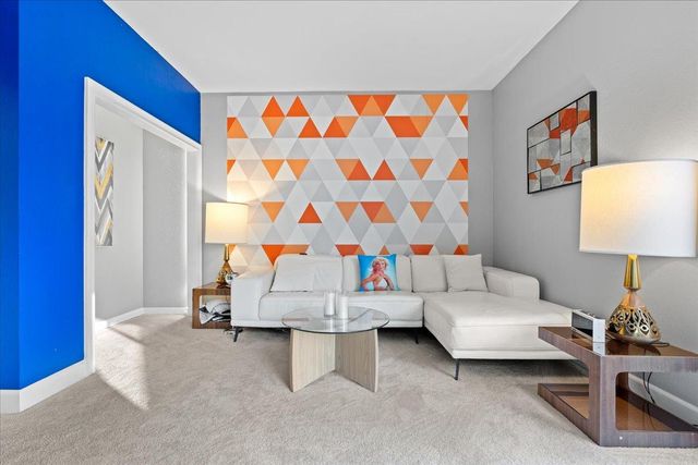 2901 California Ave, Carmichael, CA 95608