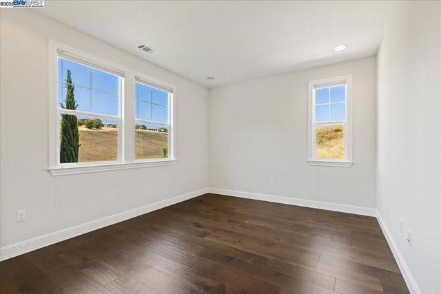 4369 Table Mountain Rd, Dublin, CA 94568