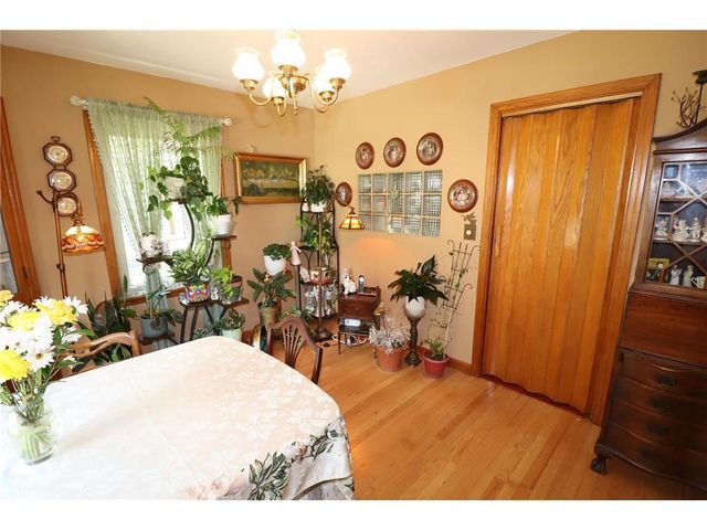 2141 S Livingston Terrace, West Allis, WI 53219