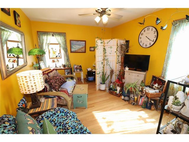 2141 S Livingston Terrace, West Allis, WI 53219