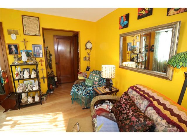 2141 S Livingston Terrace, West Allis, WI 53219