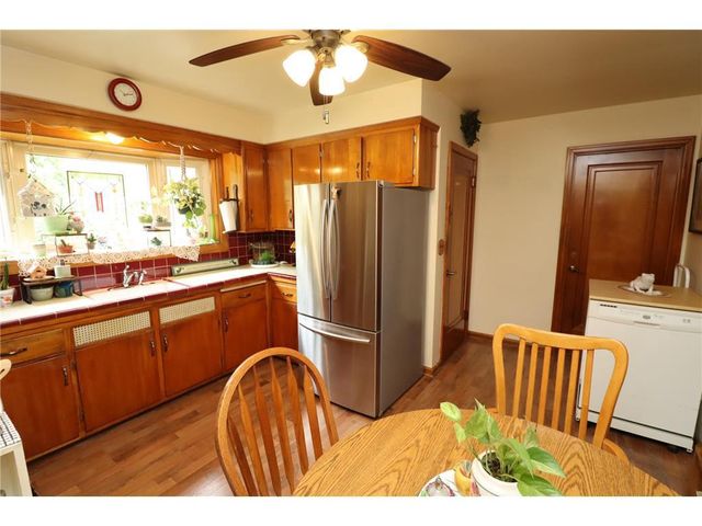 2141 S Livingston Terrace, West Allis, WI 53219
