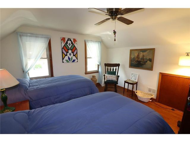 2141 S Livingston Terrace, West Allis, WI 53219
