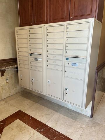 2300 NW 7th Street 201, Miami, FL 33125