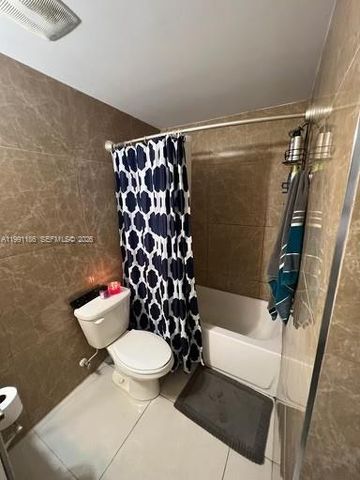 2300 NW 7th Street 201, Miami, FL 33125