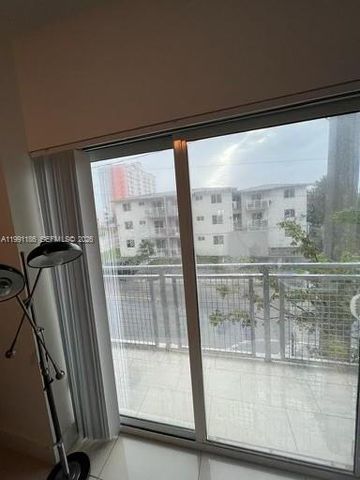 2300 NW 7th Street 201, Miami, FL 33125