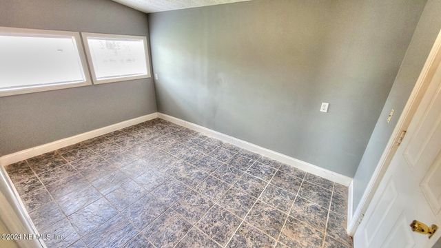 9248 9TH Avenue, Jacksonville, FL 32208
