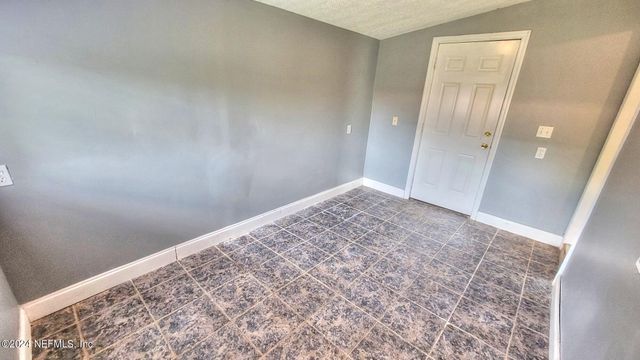 9248 9TH Avenue, Jacksonville, FL 32208