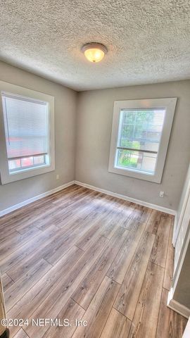 9248 9TH Avenue, Jacksonville, FL 32208