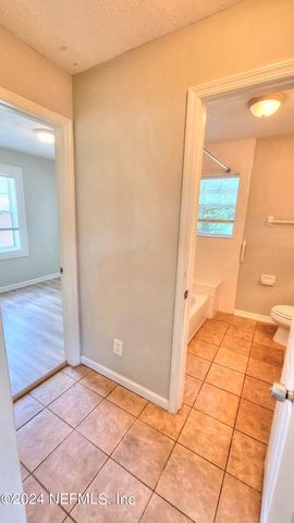 9248 9TH Avenue, Jacksonville, FL 32208