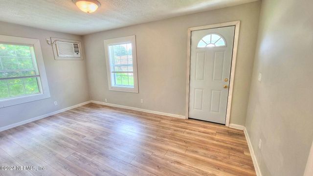 9248 9TH Avenue, Jacksonville, FL 32208