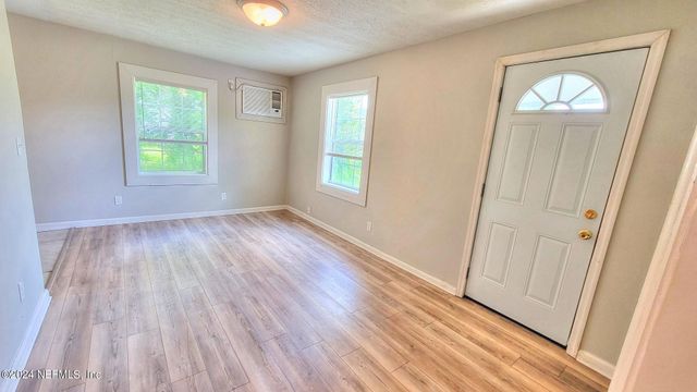 9248 9TH Avenue, Jacksonville, FL 32208