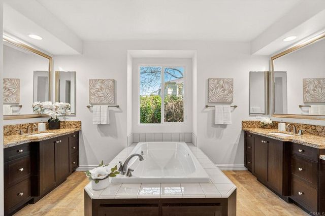 1938 Sheridan Road, Encinitas, CA 92024