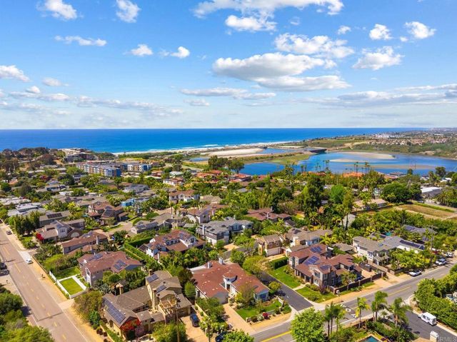 1938 Sheridan Road, Encinitas, CA 92024