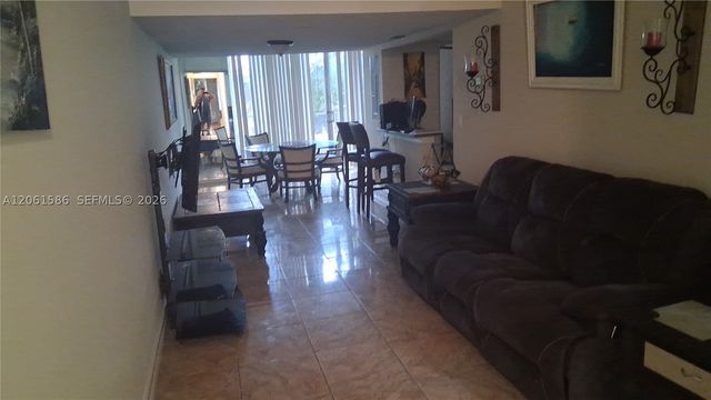 8401 W Sample Rd 47, Coral Springs, FL 33065