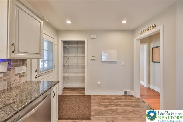 2901 Jewel Street, Palmer Twp, PA 18045