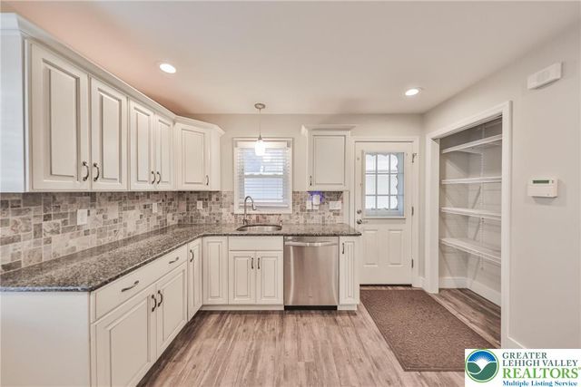 2901 Jewel Street, Palmer Twp, PA 18045