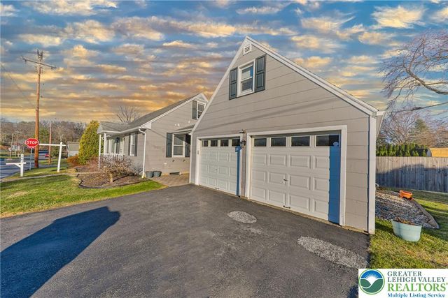 2901 Jewel Street, Palmer Twp, PA 18045