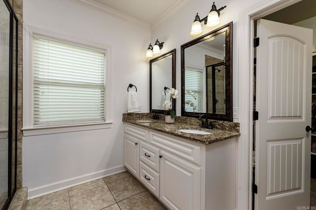 1308 Oak Glenn Place, Little Rock, AR 72022