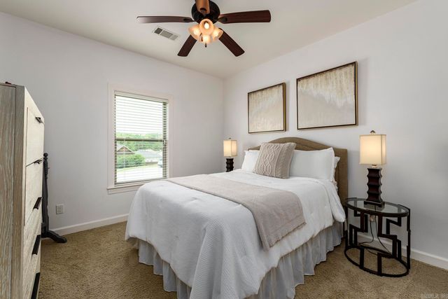 1308 Oak Glenn Place, Little Rock, AR 72022