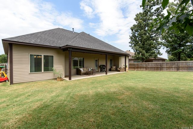 1308 Oak Glenn Place, Little Rock, AR 72022