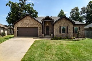 1308 Oak Glenn Place, Little Rock, AR 72022