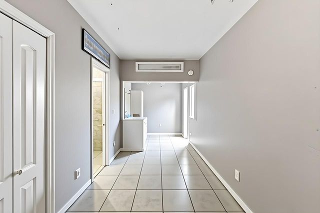 7809 NW 40th Street, Coral Springs, FL 33065