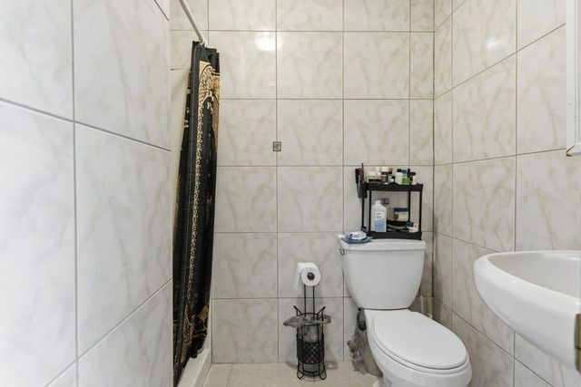 7809 NW 40th Street, Coral Springs, FL 33065