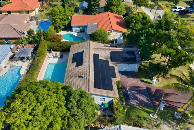 7809 NW 40th Street, Coral Springs, FL 33065