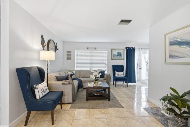 7809 NW 40th Street, Coral Springs, FL 33065