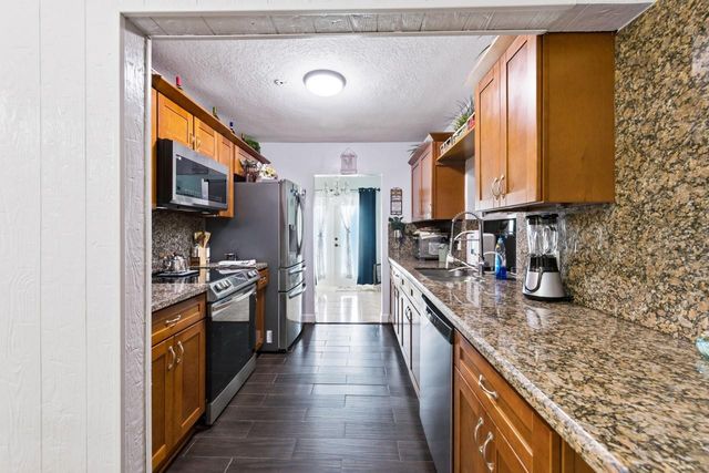 7809 NW 40th Street, Coral Springs, FL 33065