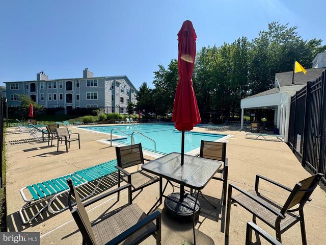 10-B SANDSTONE CT, Annapolis, MD 21403