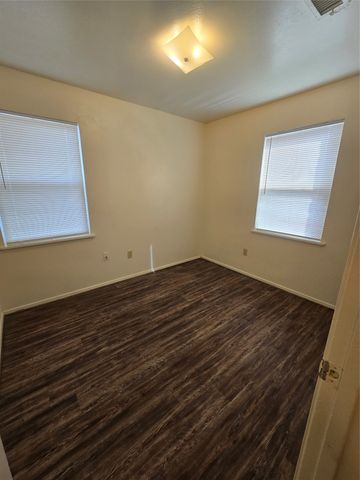 711 N 59th Street, Waco, TX 76710