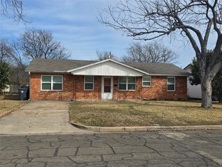 711 N 59th Street, Waco, TX 76710