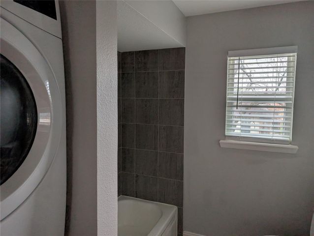 2513 Kowis B, Houston, TX 77093