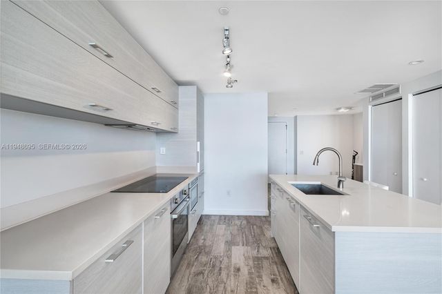 650 NE 32nd St 4306, Miami, FL 33137