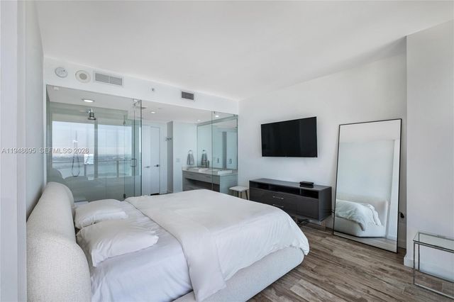 650 NE 32nd St 4306, Miami, FL 33137