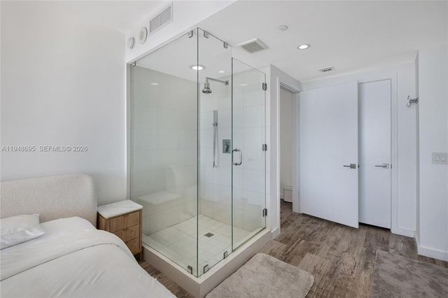 650 NE 32nd St 4306, Miami, FL 33137