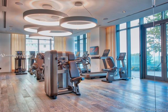 650 NE 32nd St 4306, Miami, FL 33137