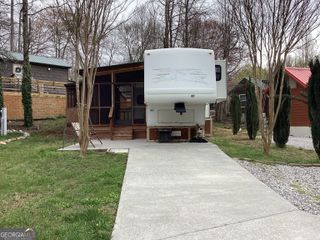 40 Elk Meadow Drive, Cleveland, GA 30528