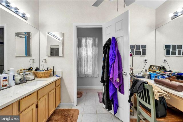 16 W ANNAPOLIS DR, Sicklerville, NJ 08081