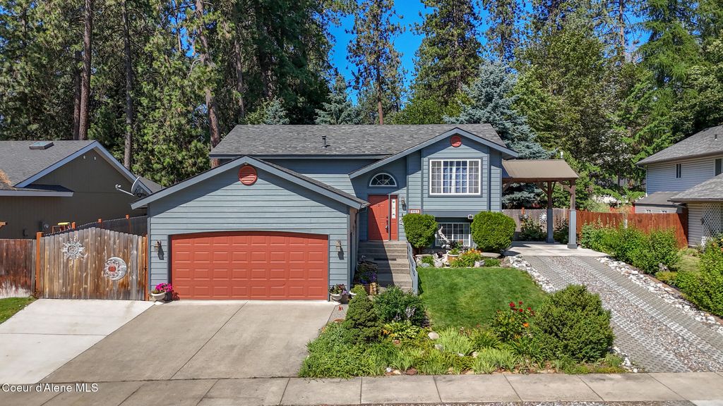 5903 N Silver Pines Ct, Coeur D'alene, ID 83815