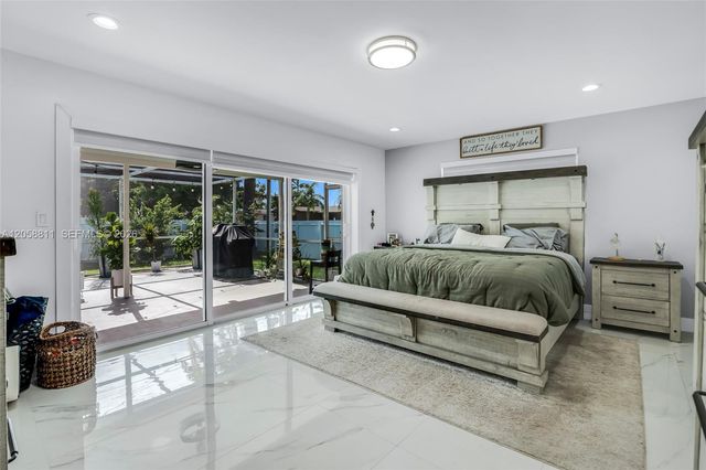 2130 NW 106th Avenue, Pembroke Pines, FL 33026