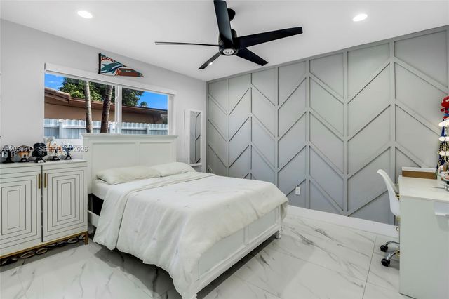 2130 NW 106th Avenue, Pembroke Pines, FL 33026