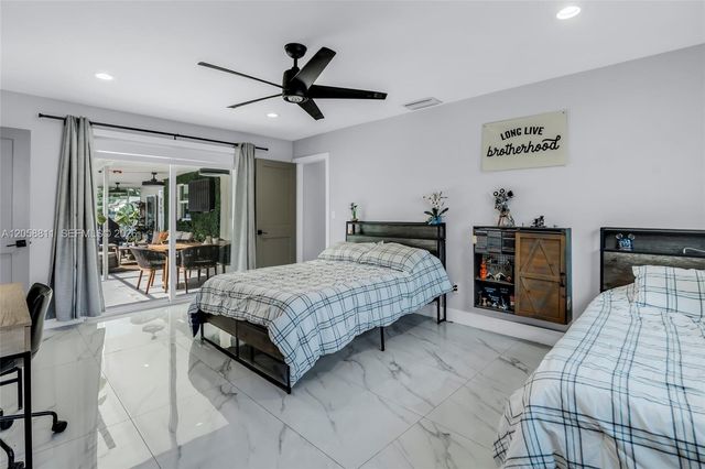 2130 NW 106th Avenue, Pembroke Pines, FL 33026